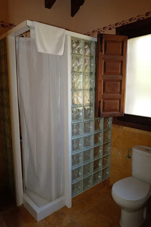 Baño con ducha