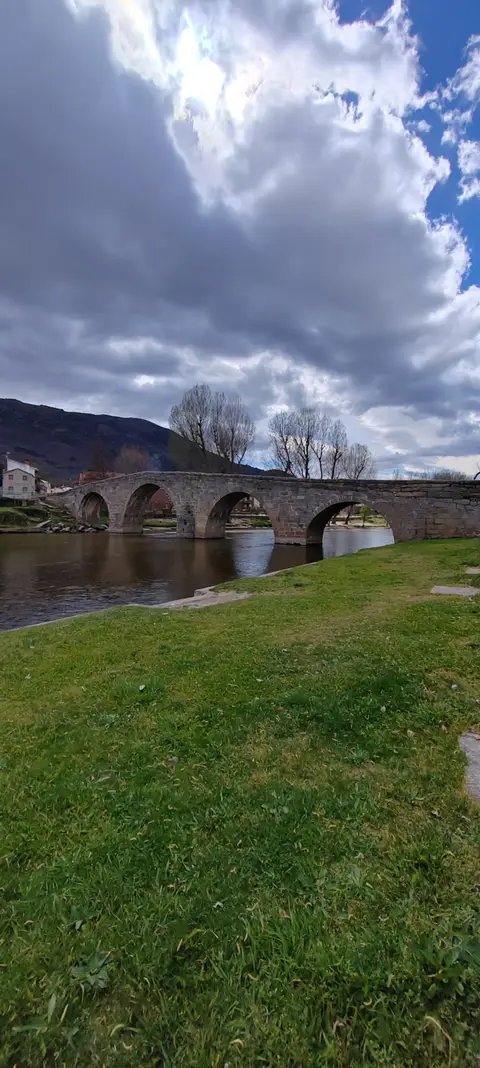 El puente sobre el río Alberche