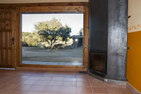 Gran salón, cocina y zonas interiores de la casa